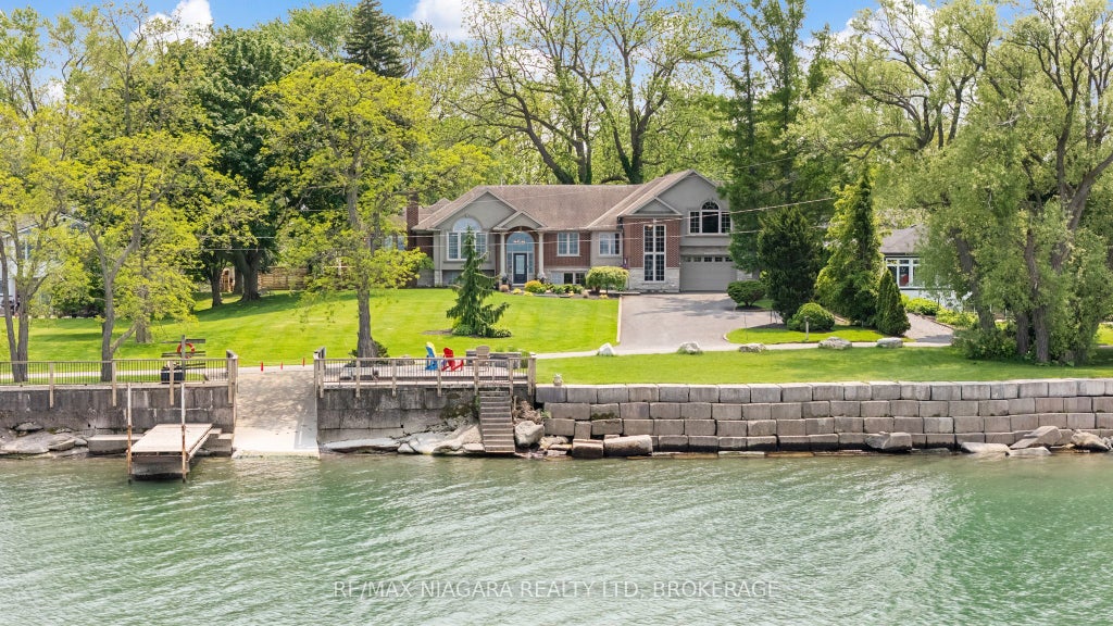 4618 Sandy Cove Drive, Lincoln