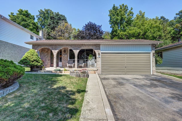 121 Forest Road, Brantford