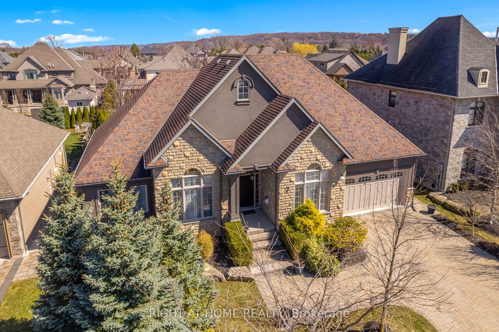 7 Sandalwood Crescent, Niagara-on-the-Lake