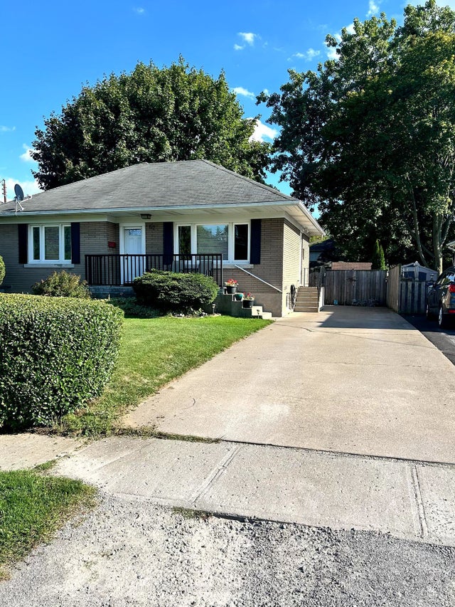 62 Dorothy Street, St. Catharines