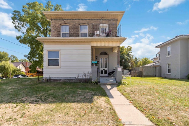 22 Park Avenue, Brant