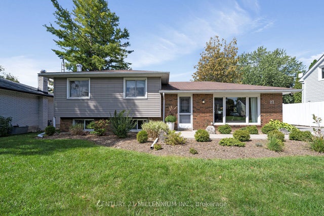 27 Dundas Street W, Erin