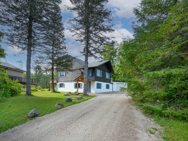 61 Pine River Crescent, Mulmur