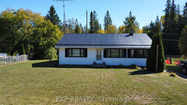 17851 Highway 60 Highway, Madawaska Valley