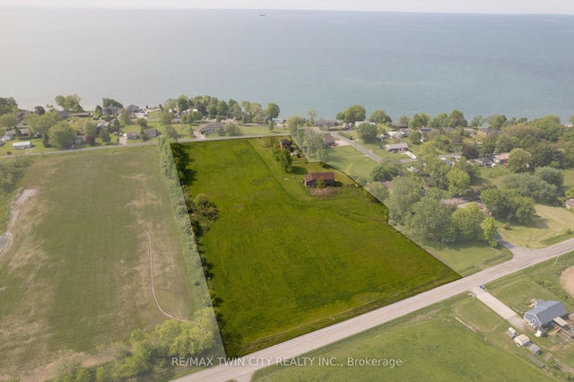 29 Old Lakeshore Road, Norfolk
