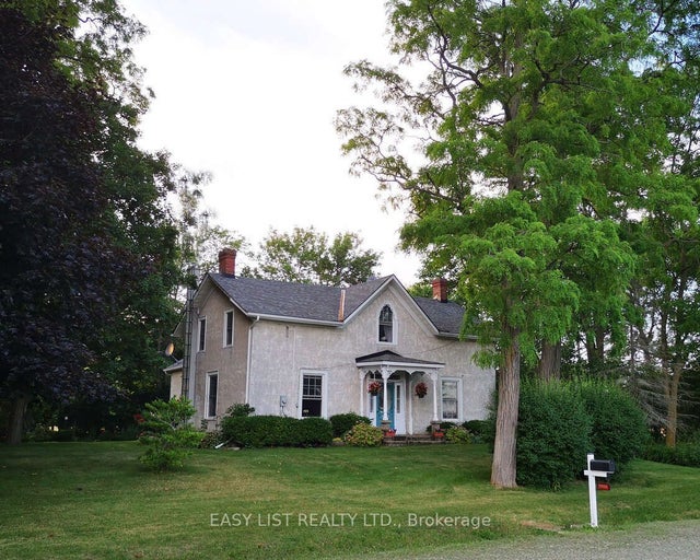 9589 Loyalist Parkway, Greater Napanee