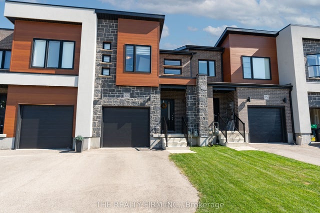376 Bradshaw Drive, Stratford