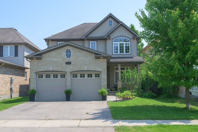 1141 Foxcreek Road, London North