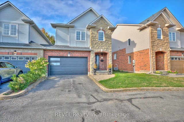 334 Main Street E 4, Grimsby