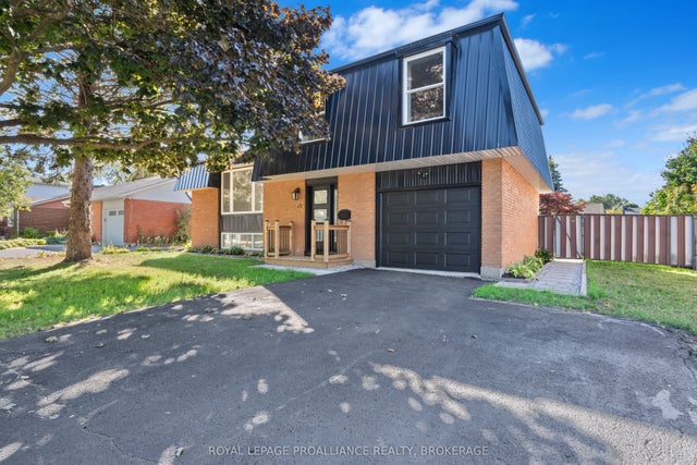 47 Inverness Crescent, Kingston