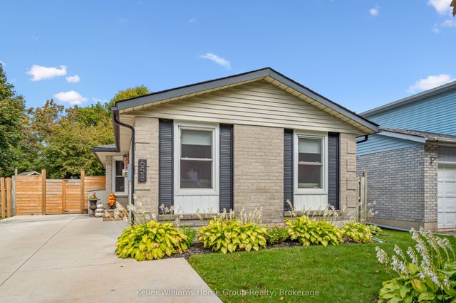 658 Holman Crescent, Centre Wellington