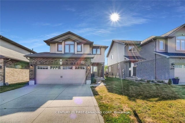 2062 Cherrywood Trail, London North