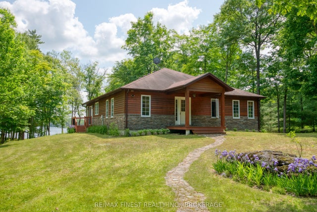 855a Crow Lake Road, Frontenac