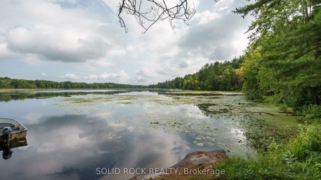 932 Burma Lane, Leeds and the Thousand Islands