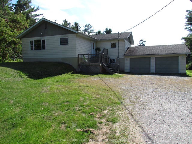 1016 Laycox Road, Gravenhurst