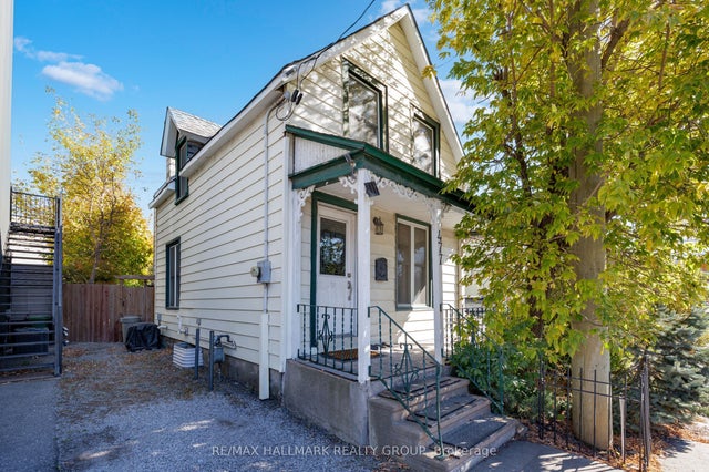 477 Booth Street, West Centre Town