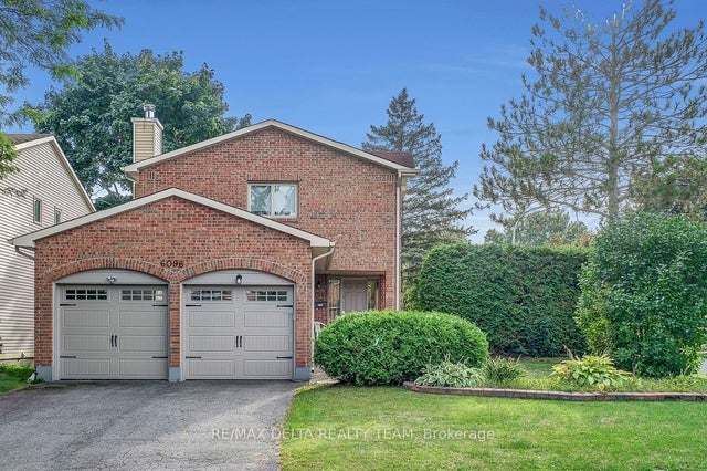 6096 Meadowhill Crescent, Orleans - Convent Glen and Area