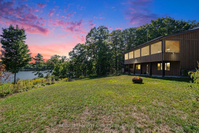 250 Horne Lake Road, Lanark Highlands