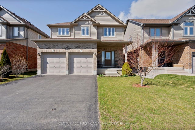 494 Blackacres Boulevard, London North