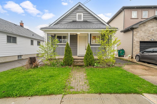 67 West Street N, Thorold