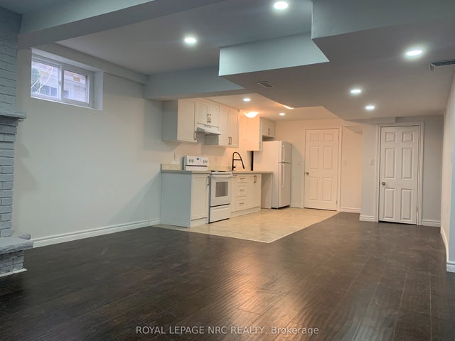 8200 Woodbine Street Basement, Niagara Falls