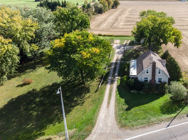 2546 Wilson Street, Hamilton