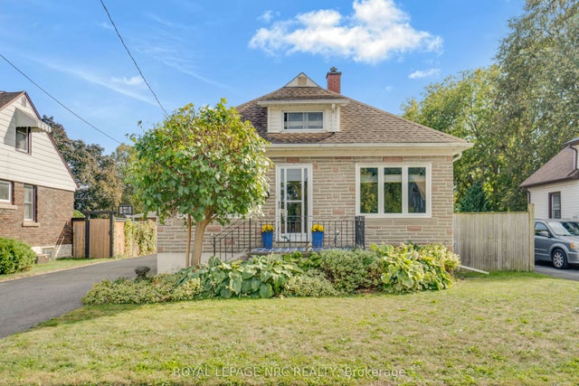 6440 Crawford Street, Niagara Falls