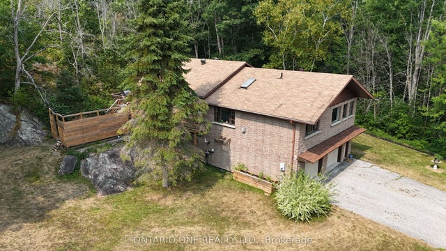 1045 Cowbell Lane, Gravenhurst