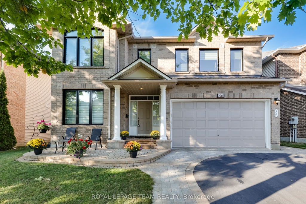 36 Keighley Circle, Kanata