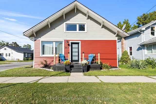 313 Ridgeway Road, Fort Erie