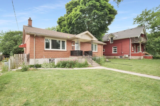 454 Salisbury Street, London East