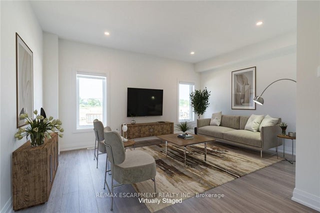 15 Raspberry Lane, Hamilton