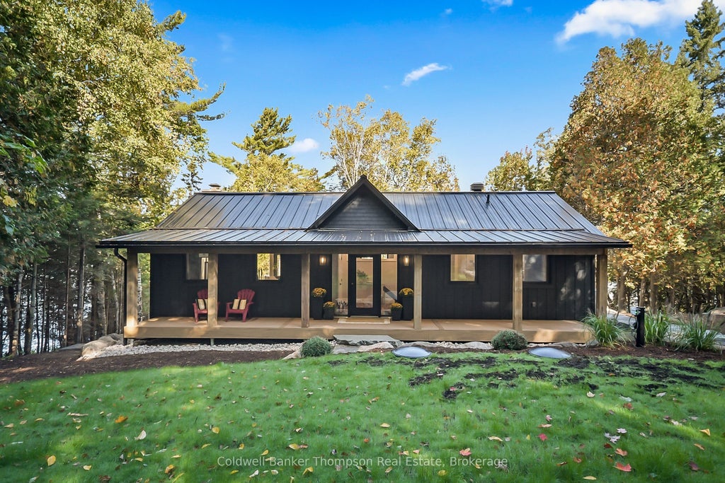 1108 South Bernard Lake Road, Sundridge