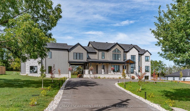 8920 Wellington Rd 124 N/a, Erin