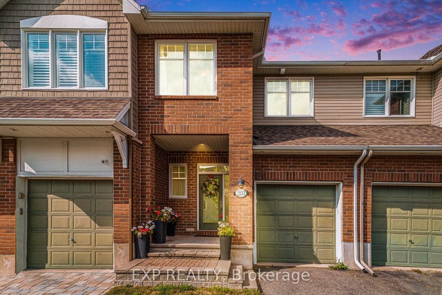 203 Brambling Way, Barrhaven