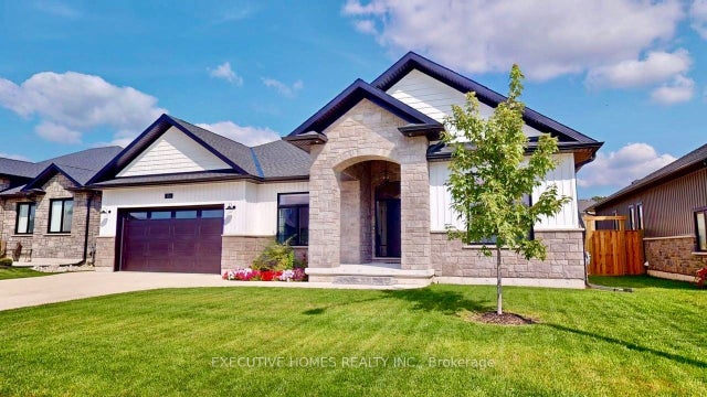 214 Irishwood Lane, Brockton
