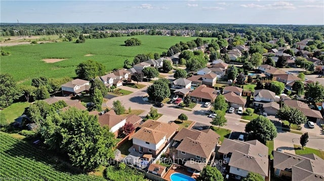 183 Alderlea Avenue, Hamilton