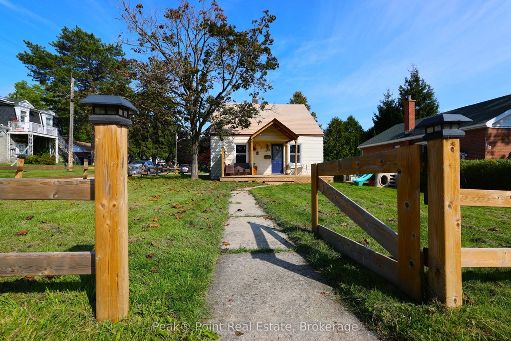 580 14th Street W, Owen Sound