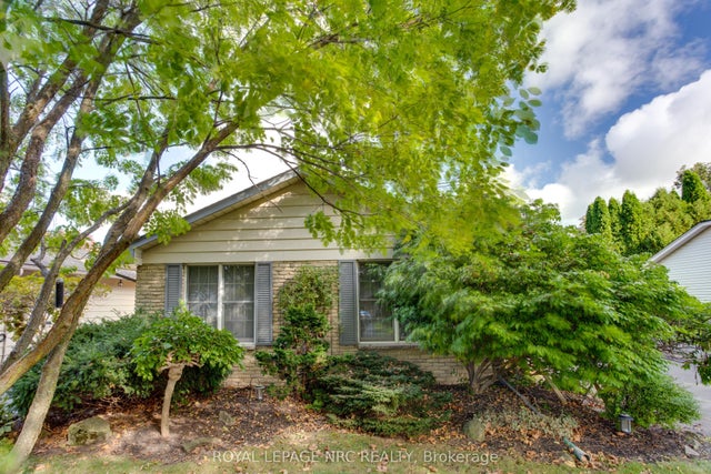 7061 Dolphin Street, Niagara Falls