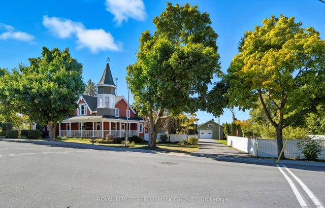 8 John Street, Champlain