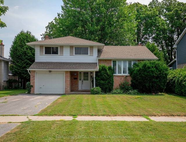 296 Olympus Avenue, Kingston