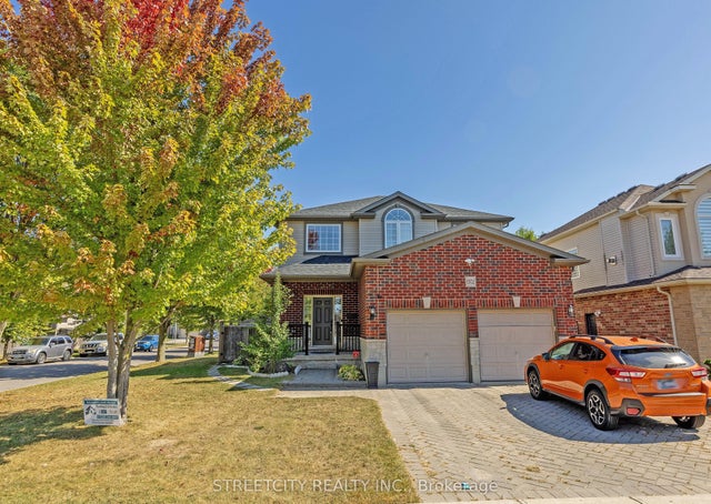 1502 Coronation Drive, London North