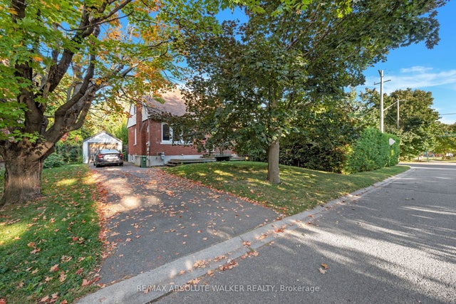 899 Maplewood Avenue, Britannia Heights - Queensway Terrace N and Area