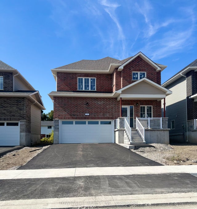 19 Bradden Crescent, Belleville
