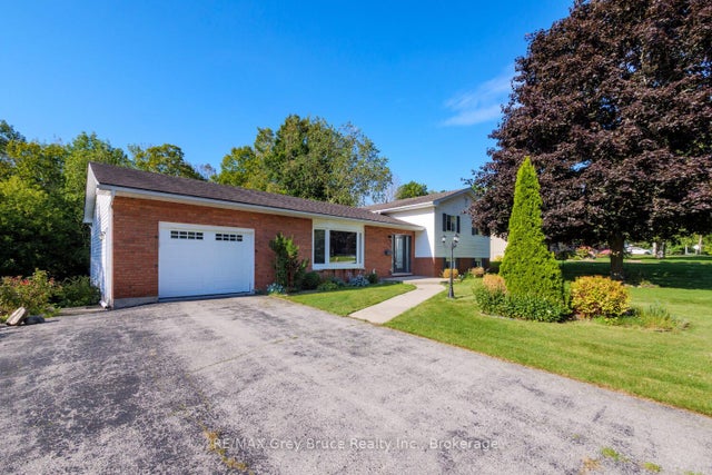 699 20th Street W, Owen Sound
