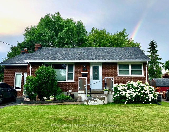 226 Rainbow Avenue, London East