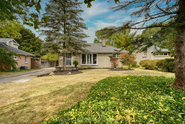 728 Leroy Avenue, London East