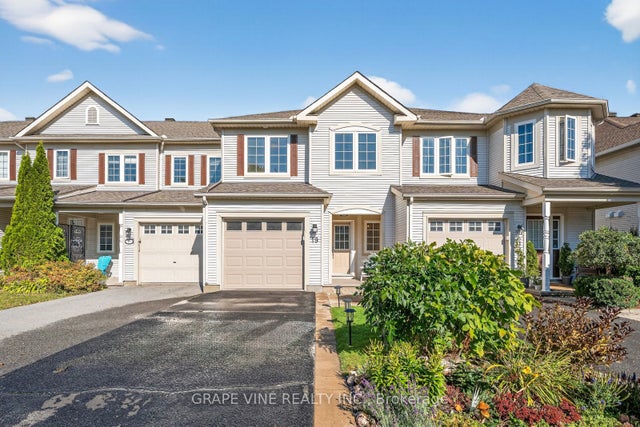 19 Fieldberry Private, Barrhaven
