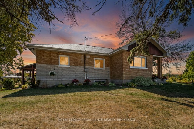 2292 Mcintyre Road, Loyalist