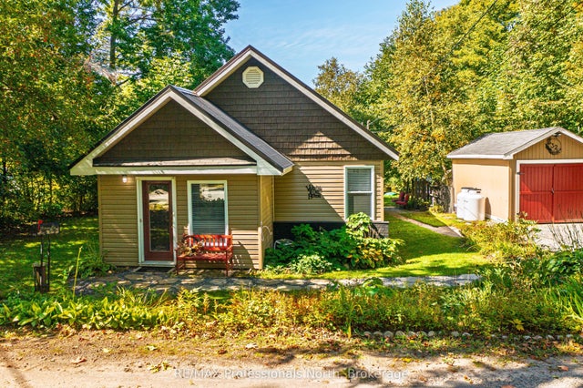 32 Bethune Road S, Huntsville